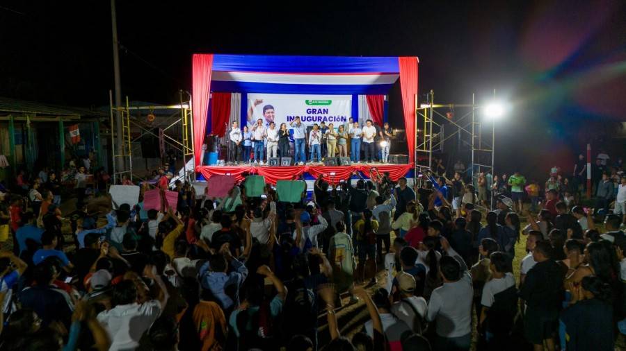 ALCALDE INAUGURA MODERNO LOCAL COMUNAL EN SANTA LUC&Iacute;A