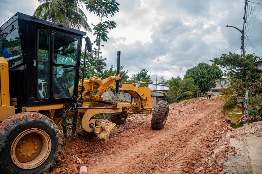 MANTENIMIENTO DE CALLES EN PP.JJ. 82