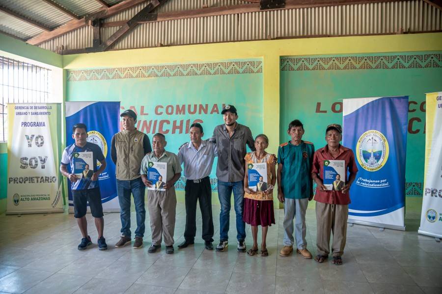 YO SOY PROPIETARIO: ALCALDE ENTREG&Oacute; 55 T&Iacute;TULOS EN MUNICHIS